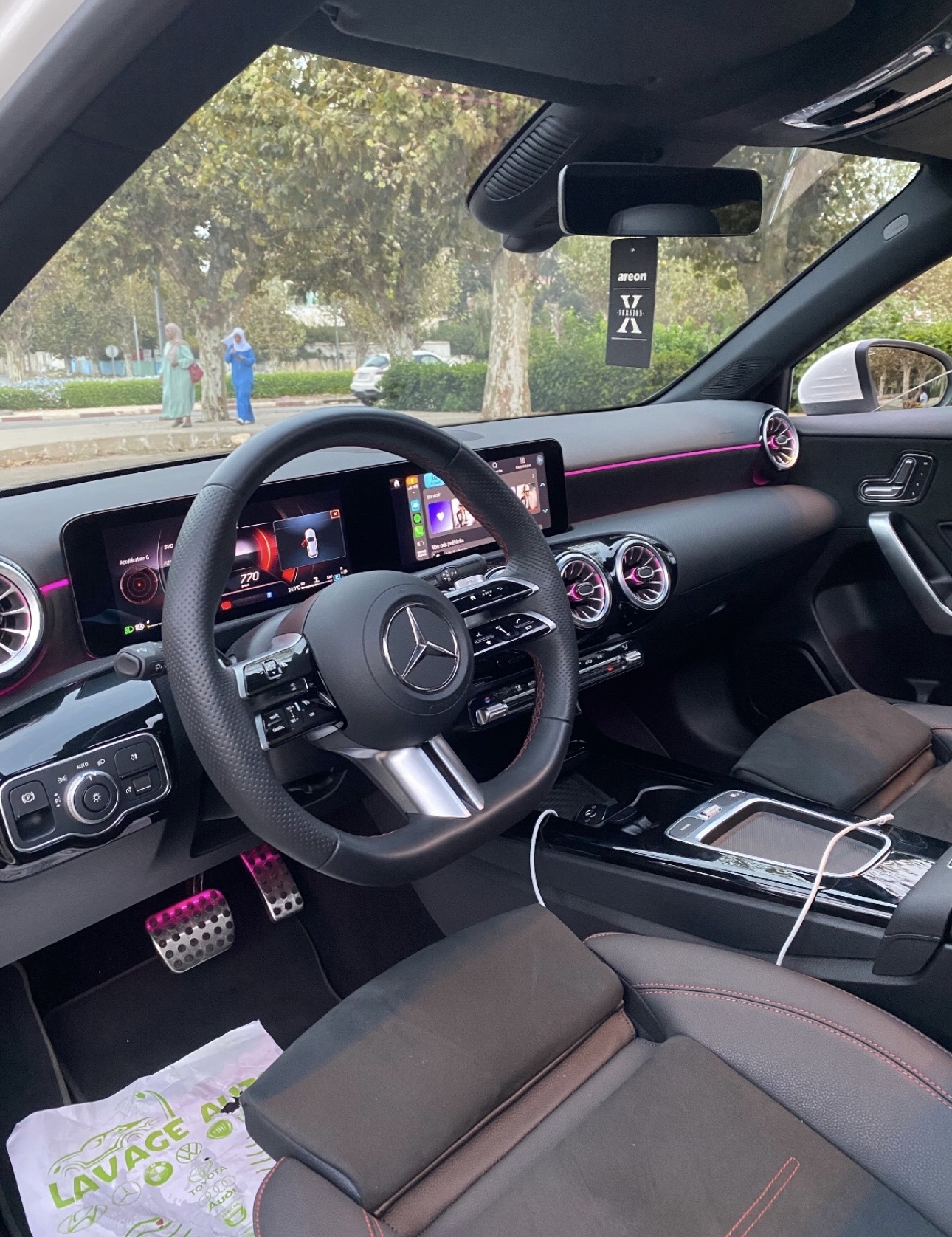 Mercedes-Benz  CLASSE-A (AMG-LINE) 1